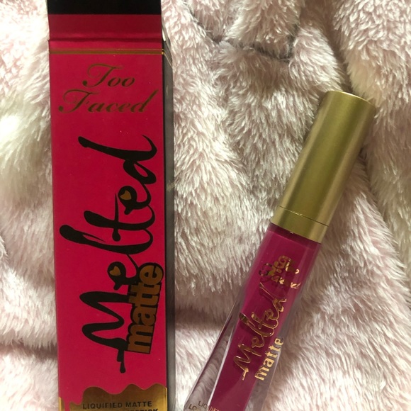 Too Faced Melted Matte *It’s Happening* - Picture 1 of 1